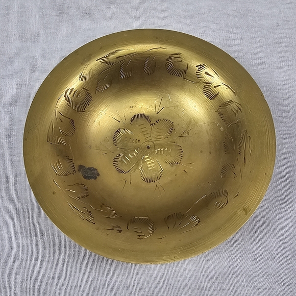 Vintage Footed Brass Trinket Incense Dish Ashtray India Etched Floral Designs - Picture 1 of 8